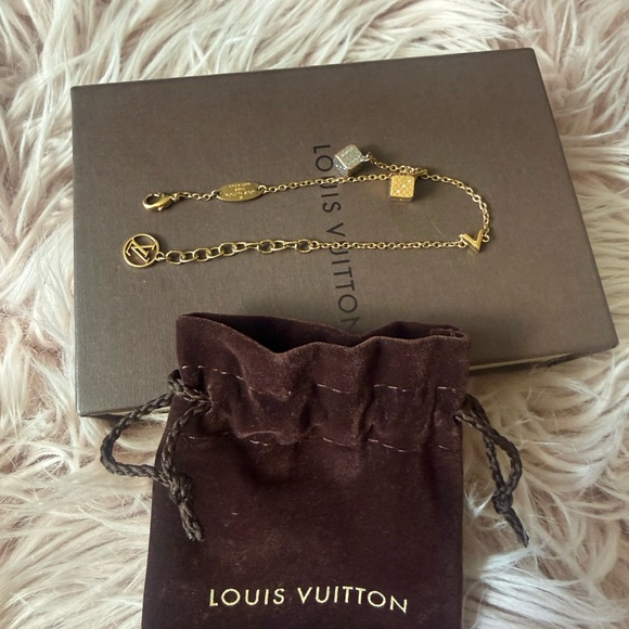 Louis Vuitton Accessories - ❤️❤️❤️ Hard to find . Louis Vuitton Gold Chain Bracelet